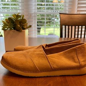 Tom’s Honey Suede Slip-On Shoes
